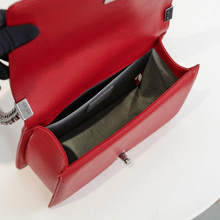 CAVIAR BOY BAG MEDIUM 67086 RED