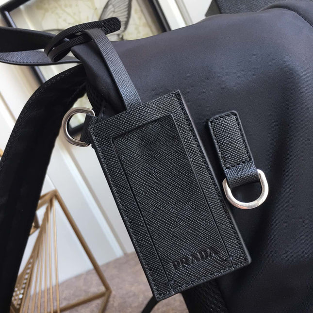 TRIANGLE LOGO BACKPACK 40 IN BLACK RE-NYLON