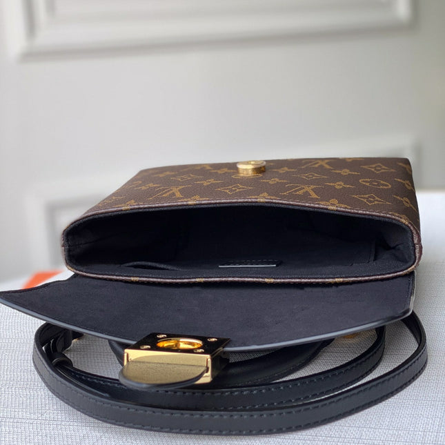 LOCKY BB 21 IN BROWN MONOGRAM CANVAS AND BLACK CALFSKIN GOLD BUCKLE