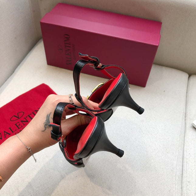 VLOGO SIGNATURE BLACK CALFSKIN HIGH SLINGBACK PUMP 4 CM WITH GOLD LOGO