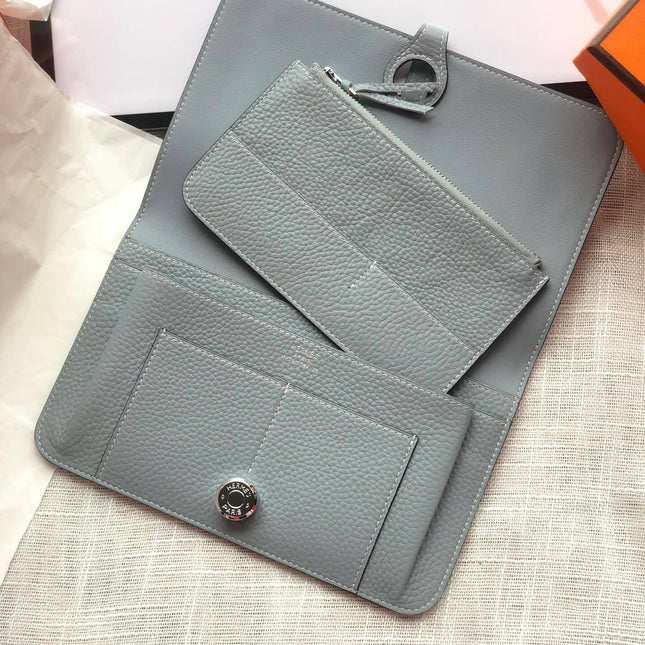 HM Dogon Wallet 20 Navy Blue Togo Shw
