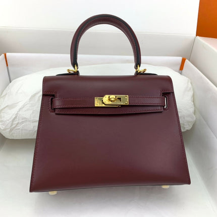 KELLY MINI 20 BAG IN WINE RED SMOOTH CALFSKIN WITH GOLD HARDWARE