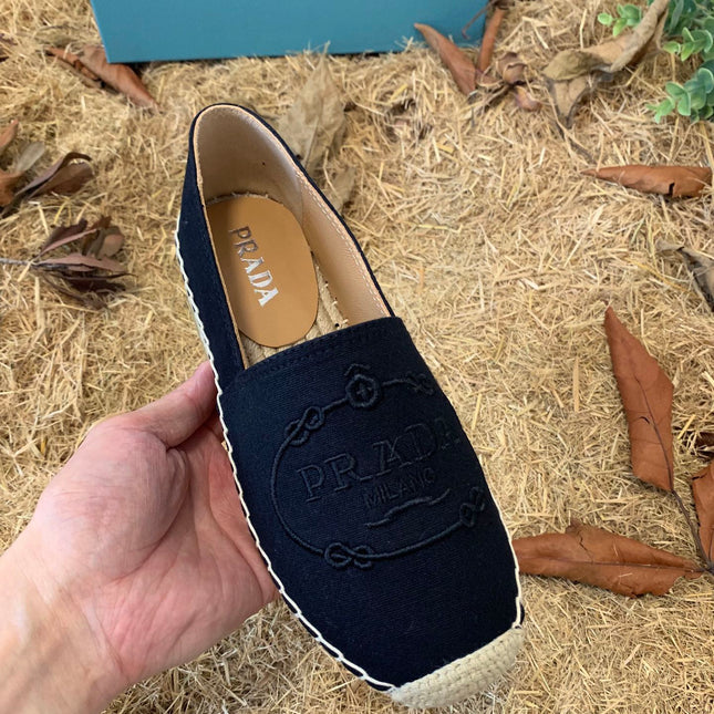 PRADA 26S ESPADRILLE FLATS IN BLACK CANVAS EMBROIDERED LOGO