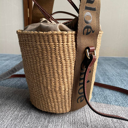 SMALL WOODY BASKET 17 IN NATURAL FIBERS BROWN WEBBING DARK BROWN CALFSKIN