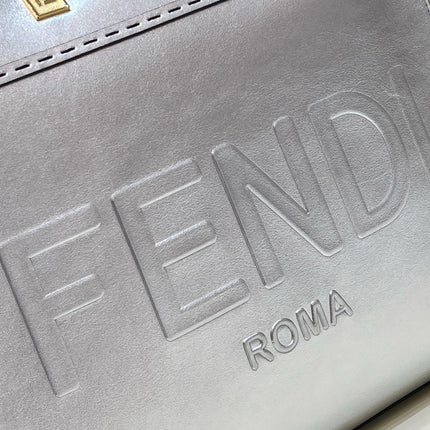 SHINE LARGE 35 TOTE IN SILVER CALFSKIN