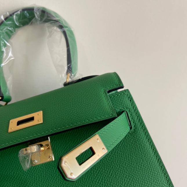 KELLY MINI 20 BAG IN EMERALD GREEN CALFSKIN WITH GOLD HARDWARE