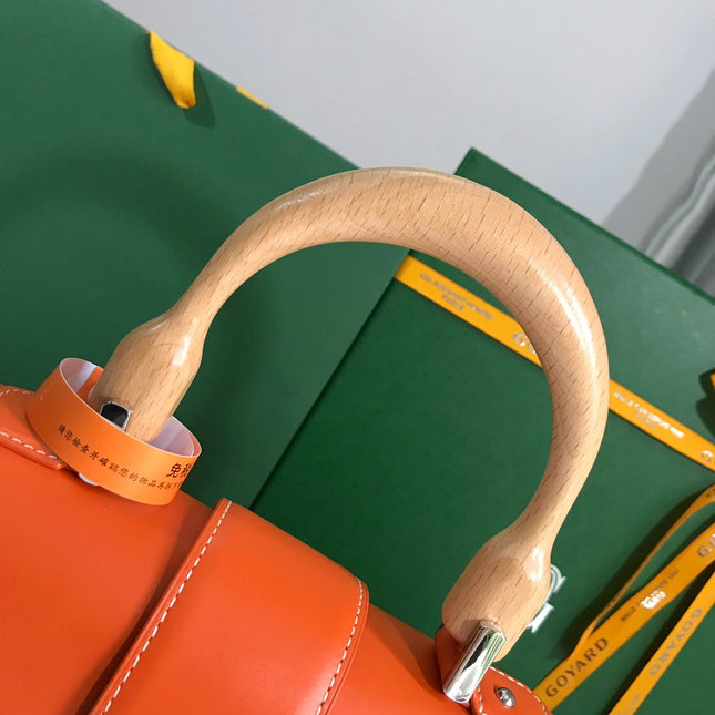 SAÏGON PM BAG 28 IN RED ORANGE GOYARDINE CANVAS AND CALFSKIN