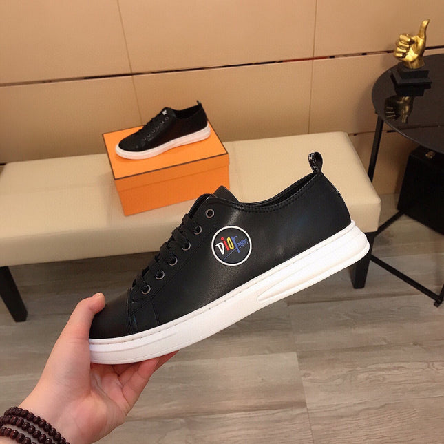 CD B23 LOW-TOP CIRCLE ICON SNEAKER BLACK CALFSKIN