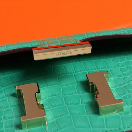 HM CONSTANCE 23 MALACHITE GREEN ALLIGATOR GOLD HARDWARE