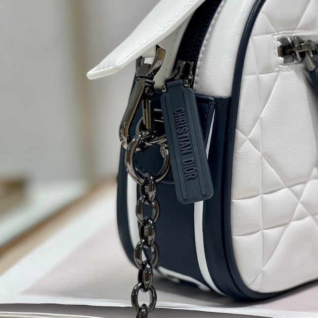VIBE HOBO 22 BAG IN WHITE CALFSKIN