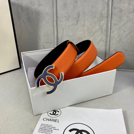 CC 30MM BELT IN FIRE ORANGE GRAINED CALFSKIN WITH NAVY BLUE METAL LOGO