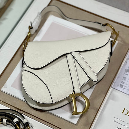 DIOR 26S SADDLE BAG 25 IN WHITE CALFSKIN