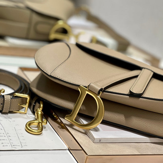 DIOR 26S SADDLE BAG 25 IN BEIGE CALFSKIN