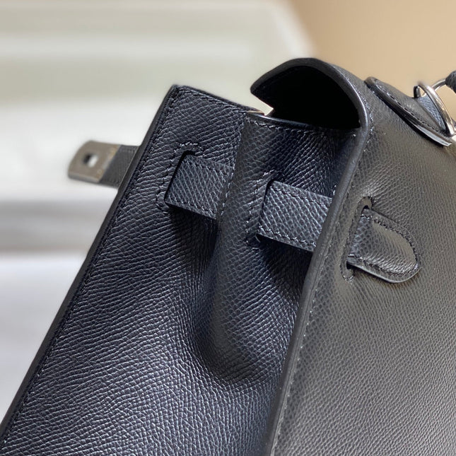 KELLY 28CM IN NOIR EPSOM CALFSKIN SILVER HARDWARE