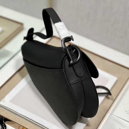 DIOR 26S SADDLE BAG 19 IN BLACK CALFSKIN