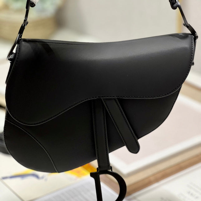 DIOR 26S SADDLE BAG 25 IN BLACK CALFSKIN