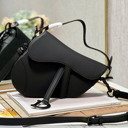 DIOR 26S SADDLE BAG 19 IN BLACK CALFSKIN
