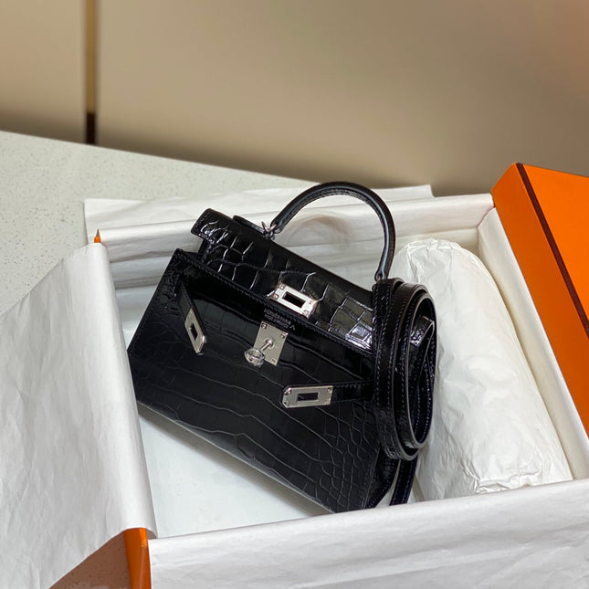 HERMES 25S MINI KELLY 19 IN BLACK CALFSKIN SILVER HARDWARE