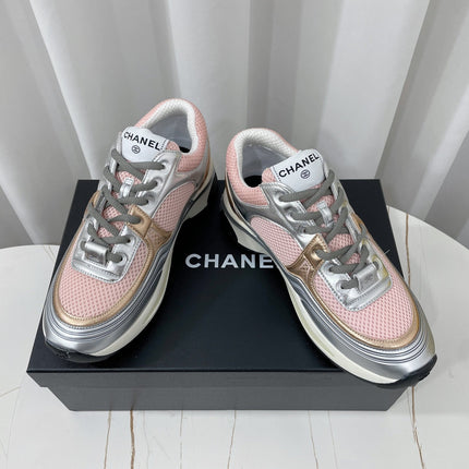 CHANEL 26S SNEAKER 35 MM IN LIGHT PINK FABRIC AND GOLD CALFSKIN LOW TOP