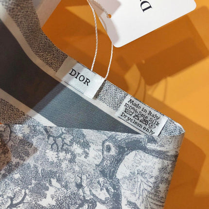 DIOR 26S SCARF 105CM IN SILK 311647