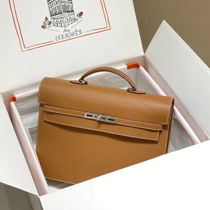 KELLY DEPECHES 38 BRIEFCASE IN GOLD TOGO CALFSKIN SILVER HARDWARE