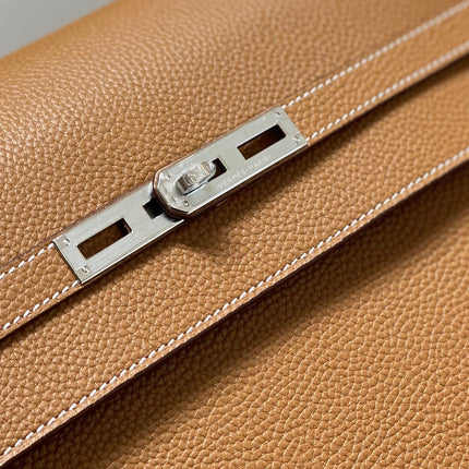 KELLY DEPECHES 38 BRIEFCASE IN GOLD TOGO CALFSKIN SILVER HARDWARE