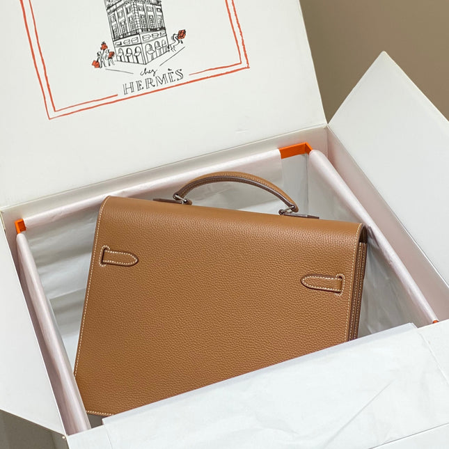 KELLY DEPECHES 34 BRIEFCASE IN GOLD TOGO CALFSKIN SILVER HARDWARE