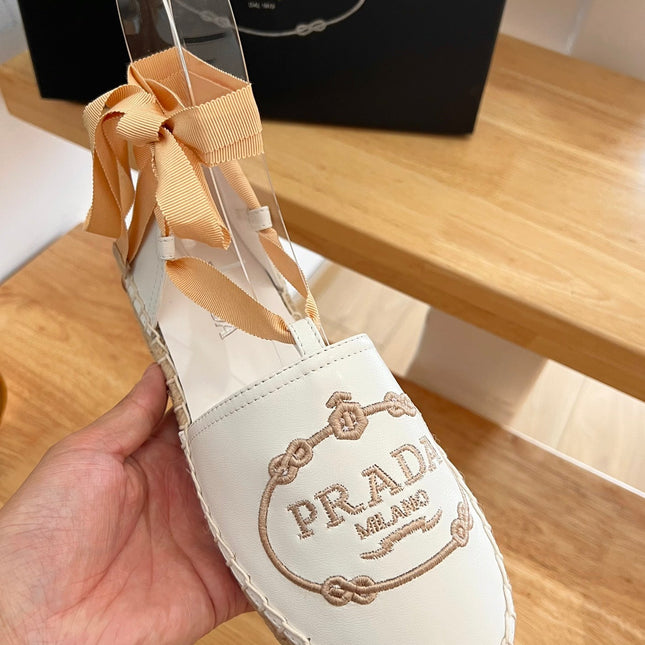 PRADA 26S LACE UP ESPADRILLE FLATS IN CREAM WHITE CALFSKIN