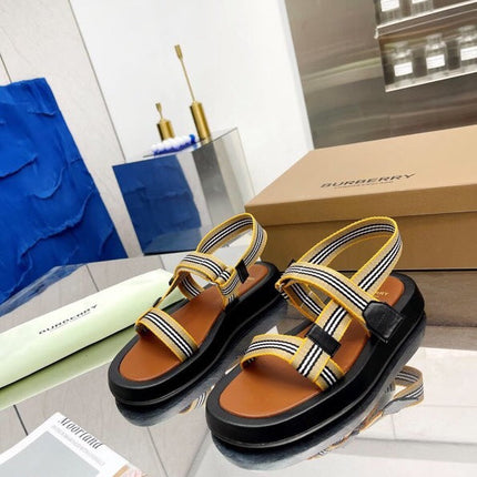 BURBERRY 26S STRAP FLAT SANDALS IN CARAMEL BROWN CALFSKIN AND FABRIC