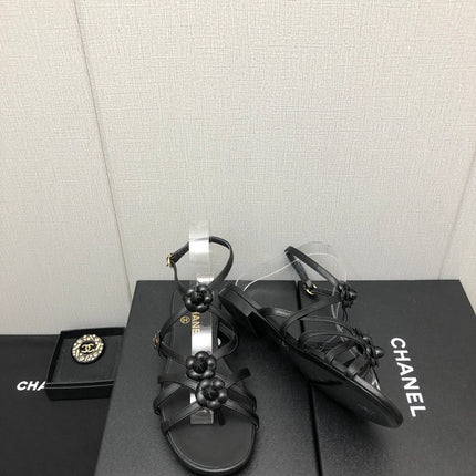 FLORAL FLAT SANDAL IN BLACK LAMBSKIN