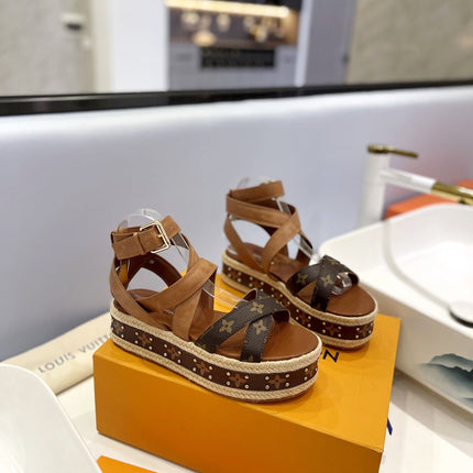 LV 26S STUDDED WEDGE SANDALS 70 MM IN BROWN COATED CANVAS AND LAMBSKIN