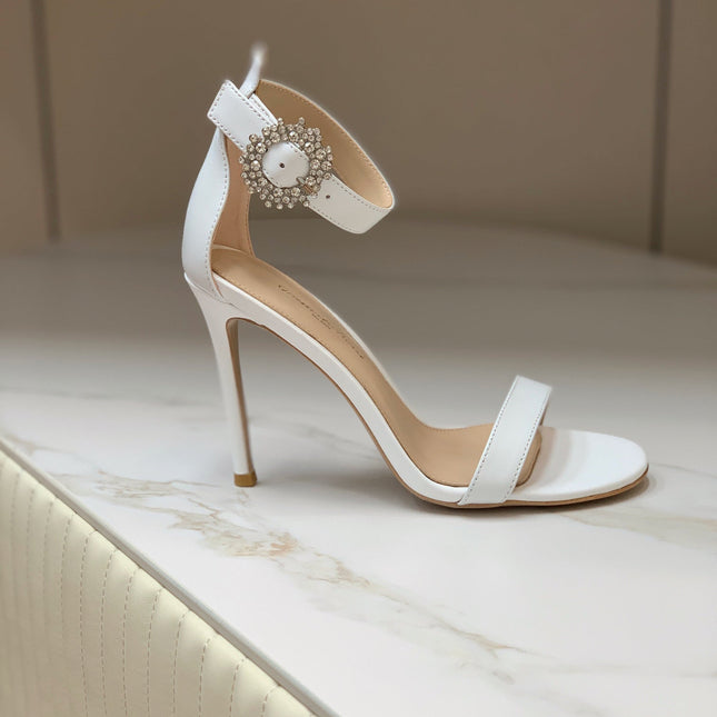 GIANVITO ROSSI 26S HIGH HEEL SANDALS 105 MM IN WHITE LAMBSKIN WITH CRYSTAL BUCKLE