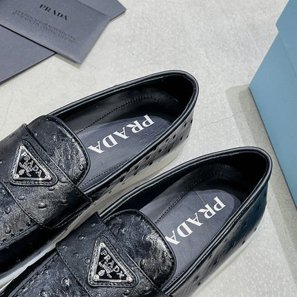 PRA OSTRICH PATTERN LOAFERS BLACK CALFSKIN