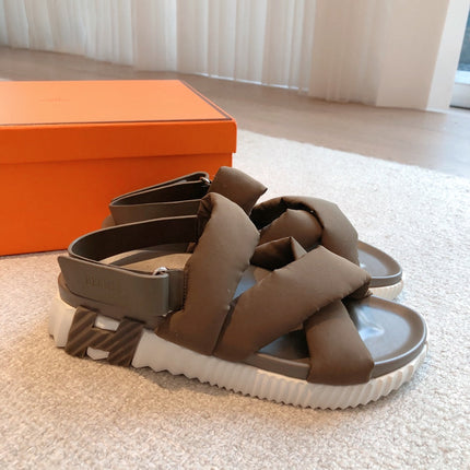 HM ELECTRIC SANDAL BROWN FABRIC AND CALFSKIN