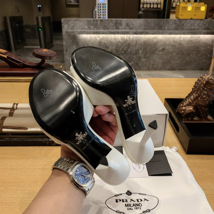 PRADA 26S OPEN TOE MULES 100MM IN IVORY WHITE PATENT CALFSKIN WITH LOGO