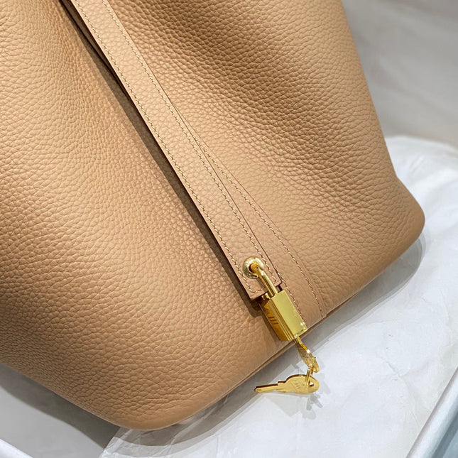 HM PICOTIN LOCK BAG 22 IN BROWN CALFSKIN