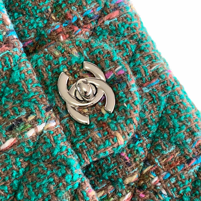 CC MEDIUM 25 CLASSIC BAG IN GREEN FOREST WOOL TWEED