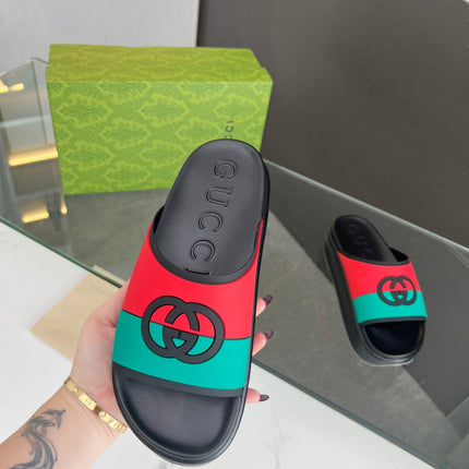 INTERLOCKING G SLIDE SANDAL IN BLACK MIX COLORFUL IMPORTED TPU