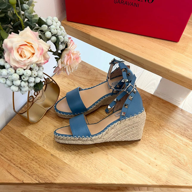 VALENTINO 26S WEDGE SANDALS IN BLUE CALFSKIN