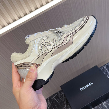 CHANEL 26S SNEAKER 35 MM IN WHITE FABRIC AND CREAM WHITE CALFSKIN LOW TOP