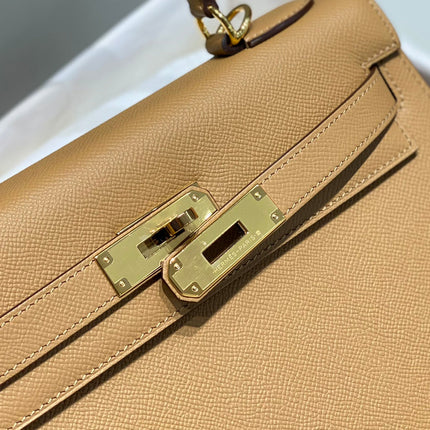 KELLY 28CM IN CHAI EPSOM CALFSKIN GOLD HARDWARE