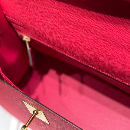 KELLY 28CM IN ROSE TYRIEN SWIFT CALFSKIN GOLD HARDWARE