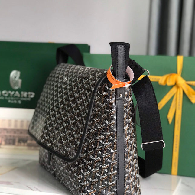 CITADIN MESSENGER BAG 39 IN BLACK GOYARDINE CANVAS