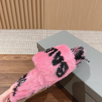 LAMB WOOL SLIPPER PINK AND BLACK