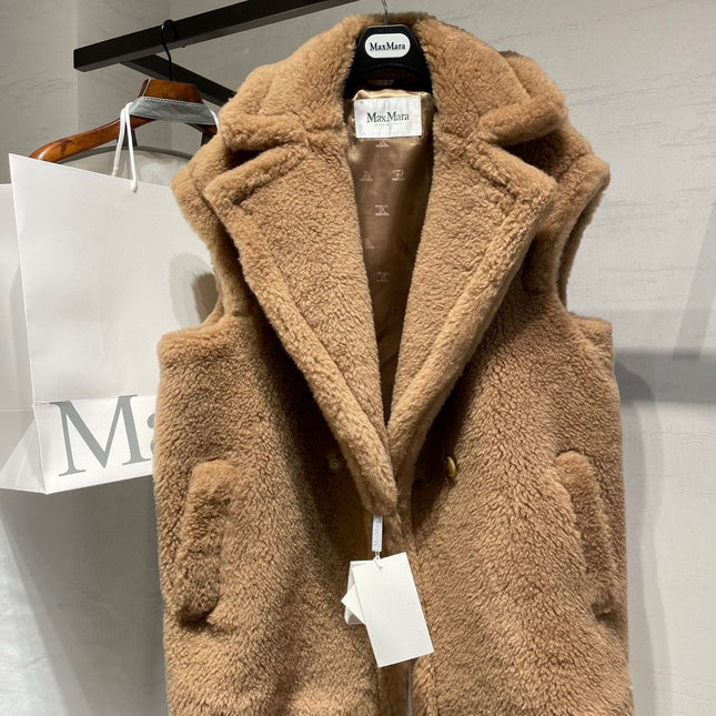 MAX MARA 25S SLEEVELESS TEDDY VEST 89550