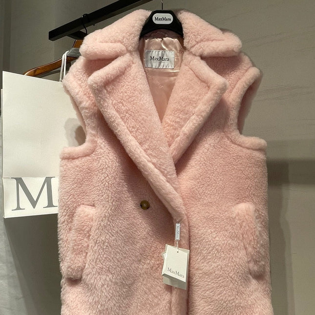 MAX MARA 25S SLEEVELESS TEDDY VEST 064