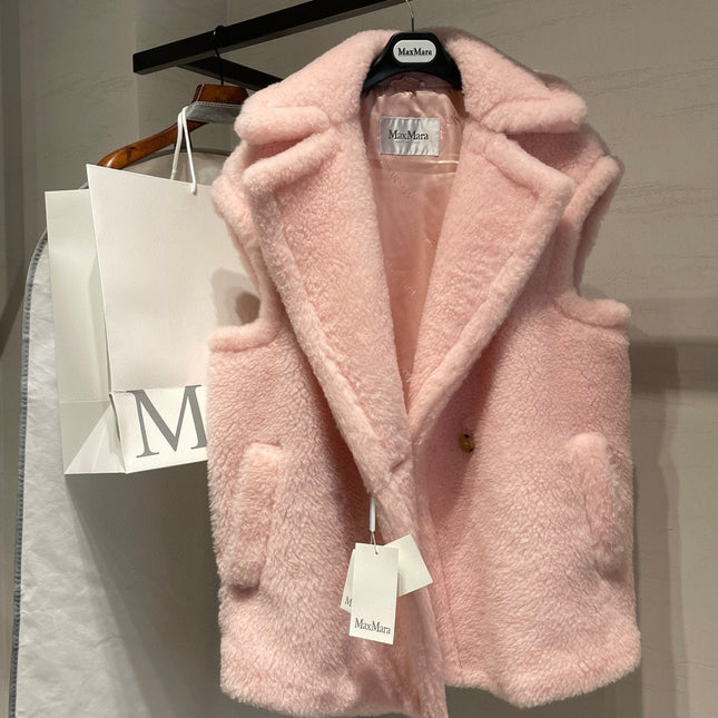 MAX MARA 25S SLEEVELESS TEDDY VEST 064