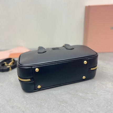 ARCADIE BAG 27 IN BLACK SHINY CALFSKIN
