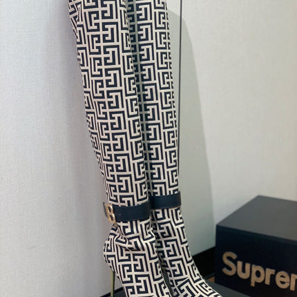 BALMAIN 26S HIGH-TOP BOOTS 105 MM IN BLACK AND WHITE FLYKNIT STYLE 4