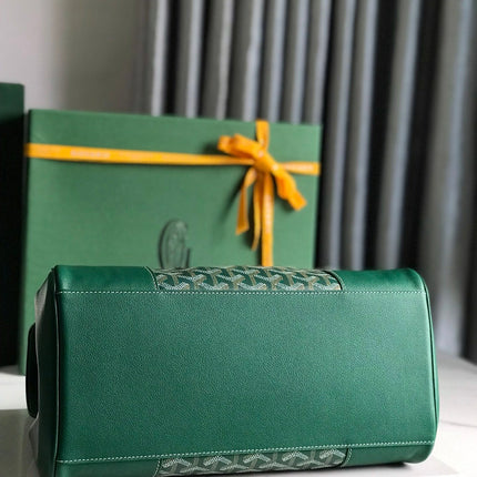 SAIGON SOUPLE BAG 34 IN GREEN GOYARDINE CANVAS AND CALFSKIN
